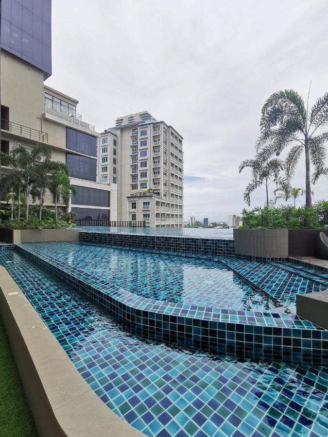 Baseline Premier - Studio With Mountain View Cebu Bagian luar foto